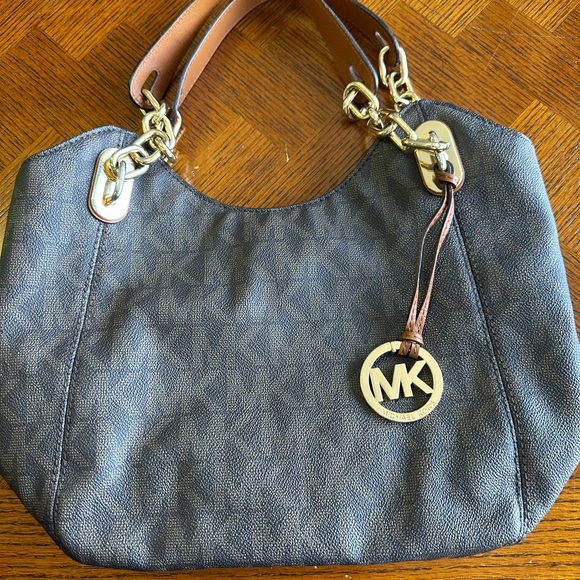 Michael Kors Purse - Picture 1 of 4